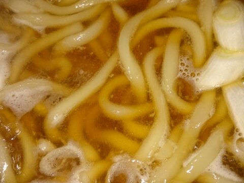 手作りつゆの鍋焼きうどん